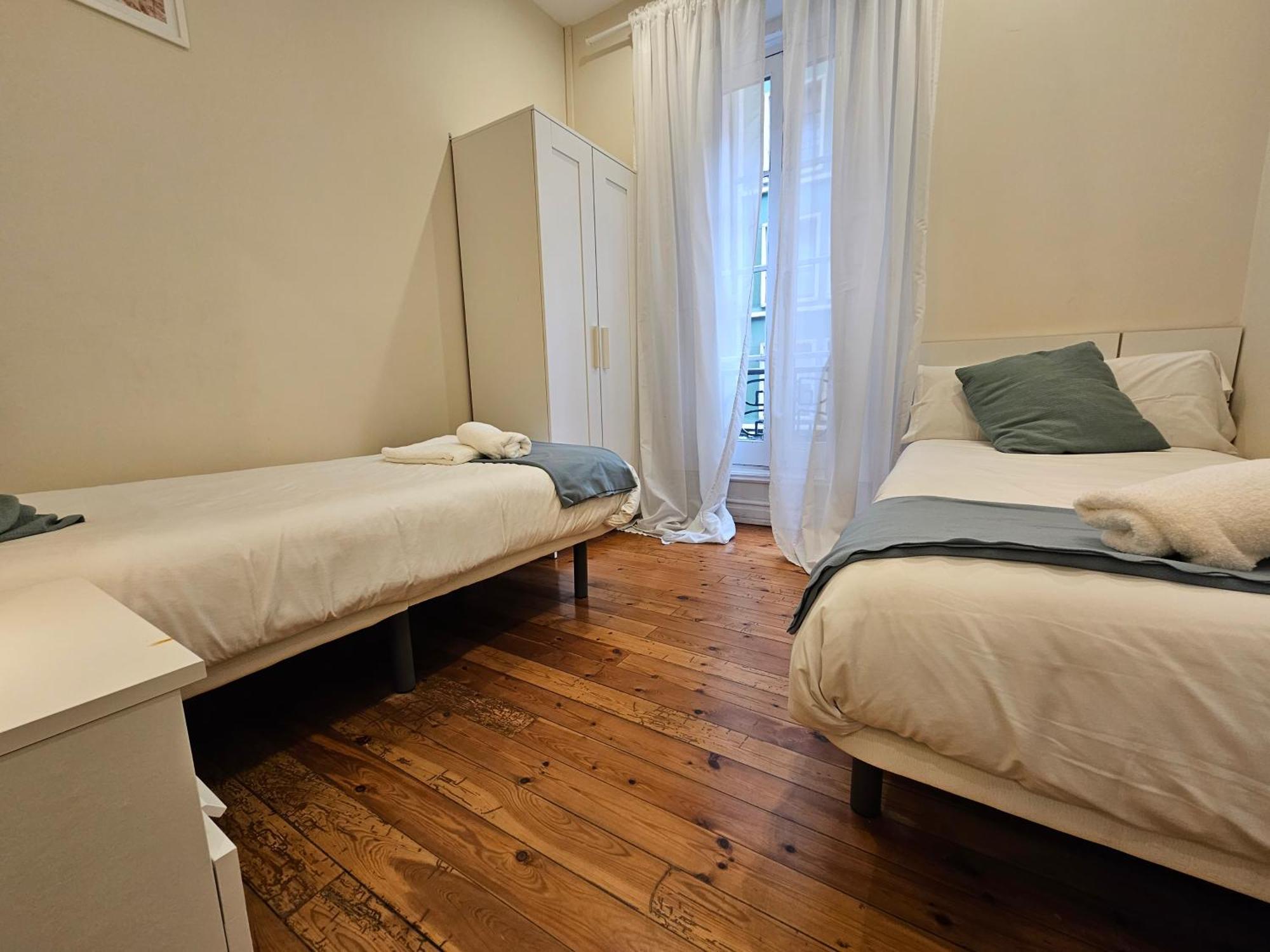 135B2 Precioso Apartamento En Playa San Lorenzo Gijon Exterior photo
